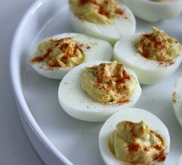 huevos rellenos de champiñones