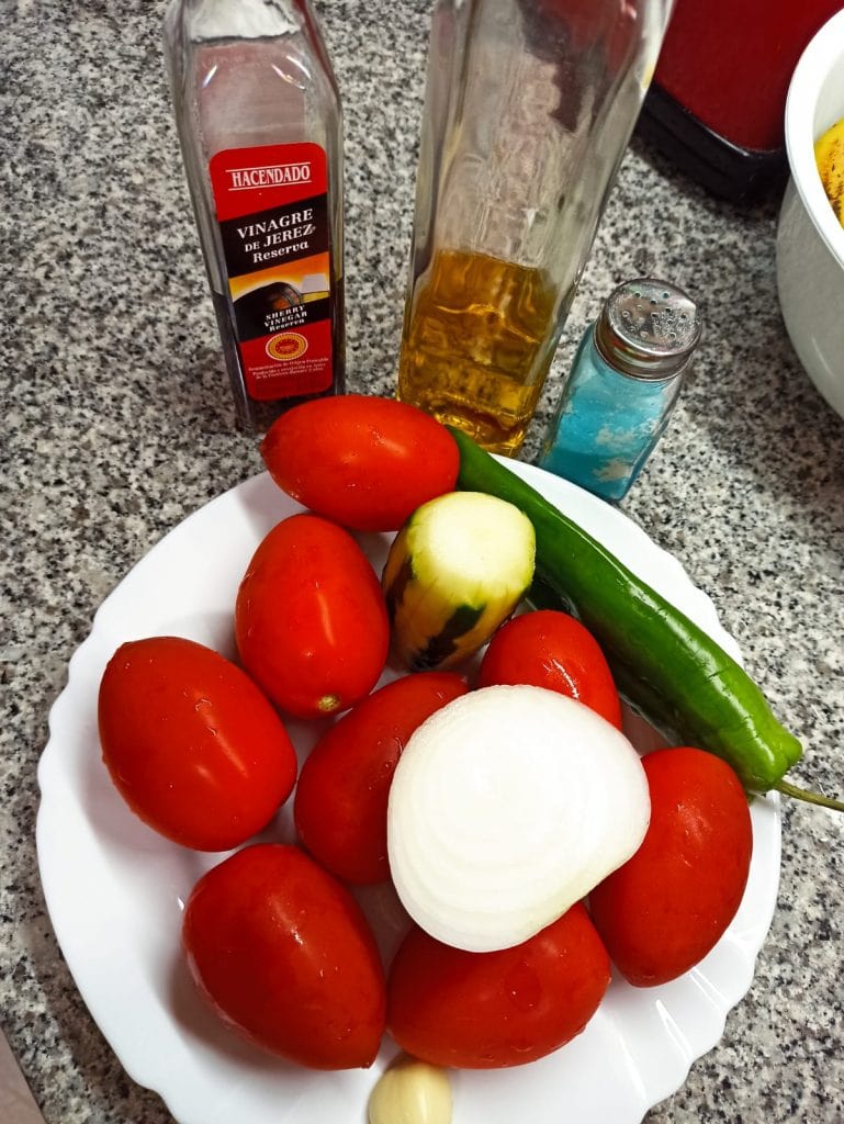 ingredientes del gazpacho sin pan